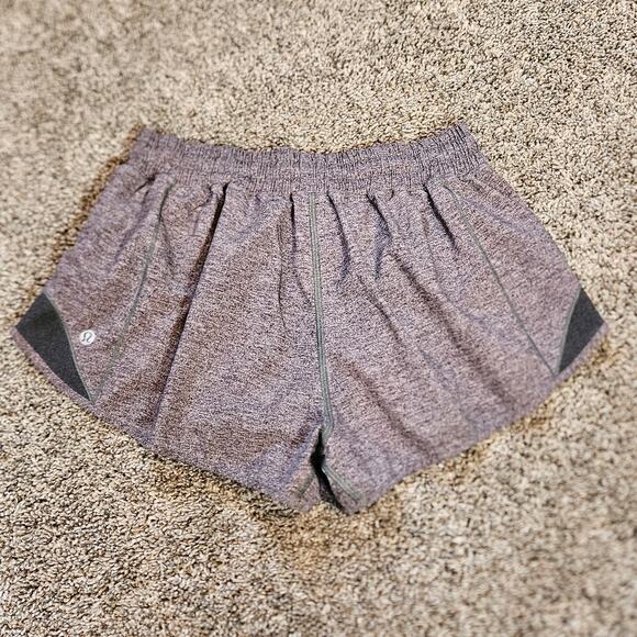 Lululemon Hotty Hot Short II Women’s 8 2.5” Running Athletic Activewear Gym - Picture 9 of 12